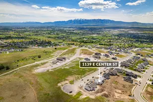 1139 E Center St, Hyde Park, UT 84318 - Photo 36
