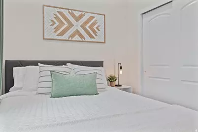 373 E 800 S, Salt Lake City, UT 84111 - Photo 36