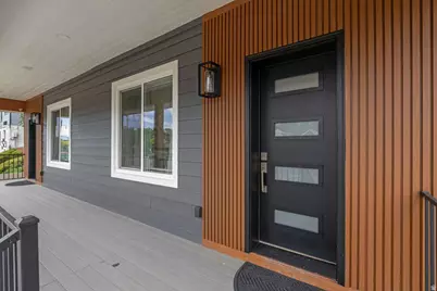 373 E 800 S, Salt Lake City, UT 84111 - Photo 2