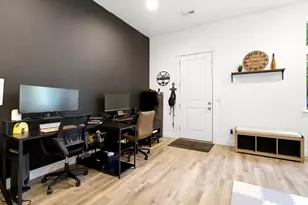 10 W Beebe Ln S, Murray, UT 84107 - Photo 6