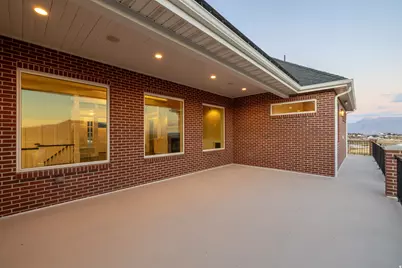 2628 E Prairie Dr, Eagle Mountain, UT 84005 - Photo 12