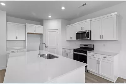 1822 Queensgarden Dr S #4282, Washington, UT 84780 - Photo 4