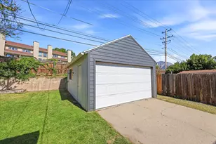 2215 S Broadmoor, Salt Lake City, UT 84109 - Photo 22