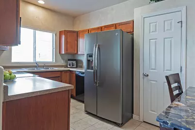 2167 N 2040 W, Lehi, UT 84048 - Photo 10
