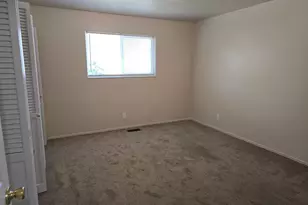 2384 S Derby St, West Valley, UT 84119 - Photo 16