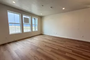 6897 W Gravel Cross Way, West Jordan, UT 84081 - Photo 4