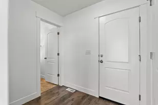513 E Mount Dutton Way, Eagle Mountain, UT 84005 - Photo 26