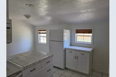 90 N 200 E, Pleasant Grove, UT 84062 - Photo 2