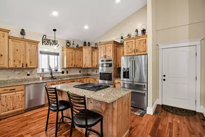 395 N 575 E, Hyde Park, UT 84318 - Photo 8