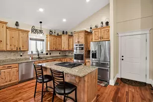 395 N 575 E, Hyde Park, UT 84318 - Photo 8