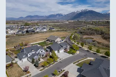 1332 W Salmon Caddis Dr, Bluffdale, UT 84065 - Photo 54