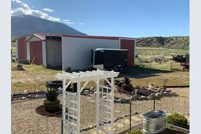 1061 S Copper Rd E, Stockton, UT 84071 - Photo 10