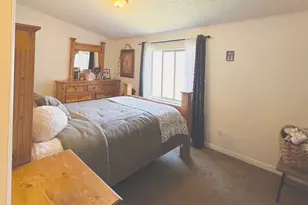 699 W Big Mountain Dr, Taylorsville, UT 84123 - Photo 4