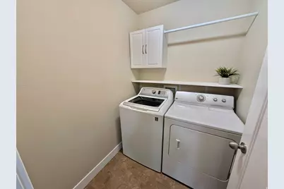 8936 N Barton Creek Dr, Eagle Mountain, UT 84005 - Photo 46
