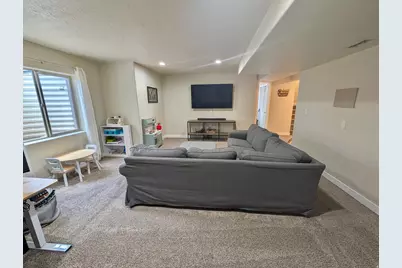 8936 N Barton Creek Dr, Eagle Mountain, UT 84005 - Photo 52