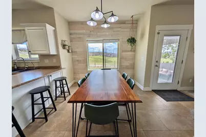 8936 N Barton Creek Dr, Eagle Mountain, UT 84005 - Photo 18