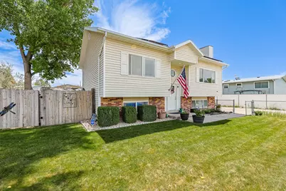 4327 S Rose Petal Way W, West Valley, UT 84120 - Photo 42