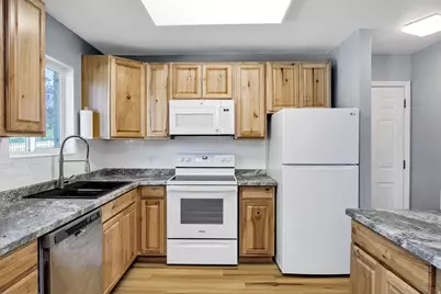 118 S 300 E, Smithfield, UT 84335 - Photo 8