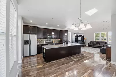 5038 W South Jordan Pkwy, South Jordan, UT 84009 - Photo 6