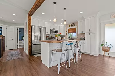 4815 S 3350 W, Roy, UT 84067 - Photo 10
