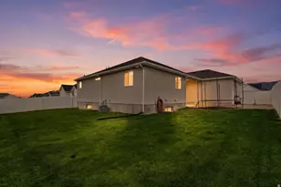 1229 N 340 W, Tooele, UT 84074 - Photo 36