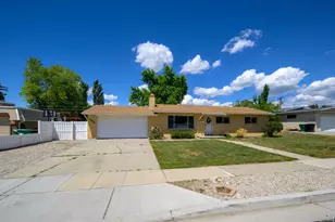 753 E 6410 S, Murray, UT 84107 - Photo 2