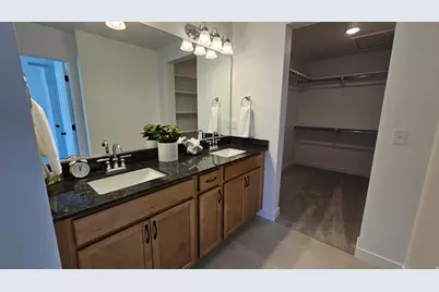 2864 S Tetzlaff Pl, West Valley, UT 84128 - Photo 2