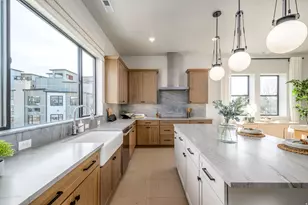 4975 S Cajon Ln, Holladay, UT 84117 - Photo 2