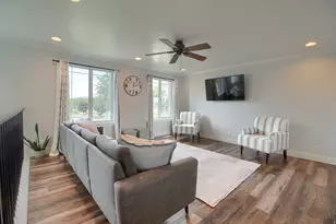 154 E 650 S, Farmington, UT 84025 - Photo 4