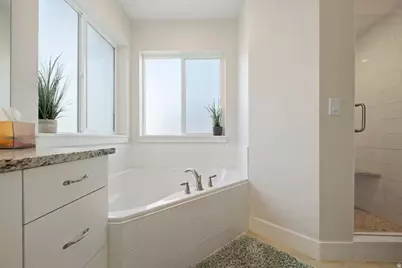 7067 S 2700 W, West Jordan, UT 84084 - Photo 22