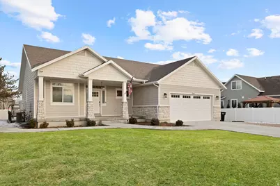 7067 S 2700 W, West Jordan, UT 84084 - Photo 2