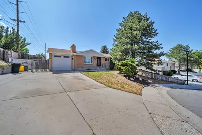 5382 S Skeeswood Cir W, Taylorsville, UT 84129 - Photo 2