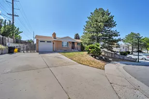 5382 S Skeeswood Cir W, Taylorsville, UT 84129 - Photo 2