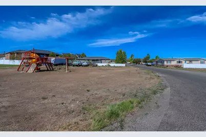 918 S 190 E, Panguitch, UT 84759 - Photo 54