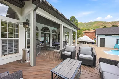 2701 E 6425 S, Uintah, UT 84403 - Photo 58