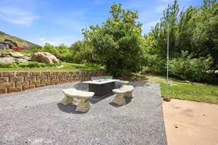 2701 E 6425 S, Uintah, UT 84403 - Photo 68