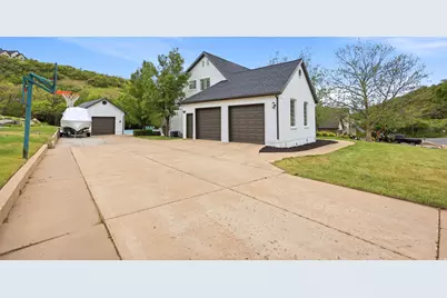 2701 E 6425 S, Uintah, UT 84403 - Photo 56