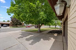 2236 N 650 W, Harrisville, UT 84414 - Photo 34