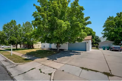 2236 N 650 W, Harrisville, UT 84414 - Photo 48
