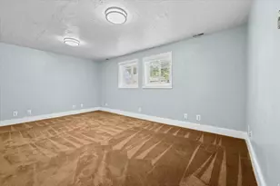 2236 N 650 W, Harrisville, UT 84414 - Photo 20