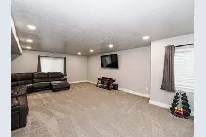 4632 N Kings Peak Way E, Eagle Mountain, UT 84005 - Photo 30