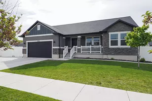 4632 N Kings Peak Way E, Eagle Mountain, UT 84005 - Photo 2