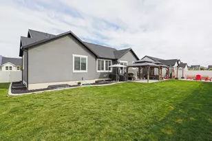 4632 N Kings Peak Way E, Eagle Mountain, UT 84005 - Photo 6