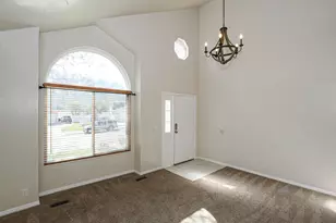 3245 N 2550 E, Layton, UT 84040 - Photo 26
