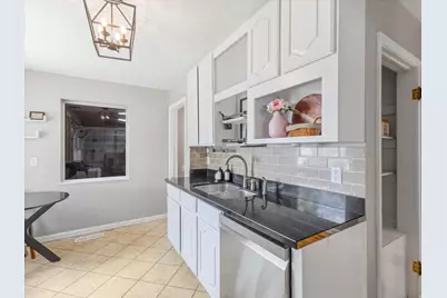 419 E Hillside Dr, Salt Lake City, UT 84107 - Photo 8