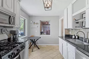419 E Hillside Dr, Salt Lake City, UT 84107 - Photo 6