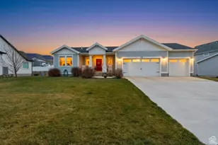 1155 S Red Barn Vw Dr, Santaquin, UT 84655 - Photo 4