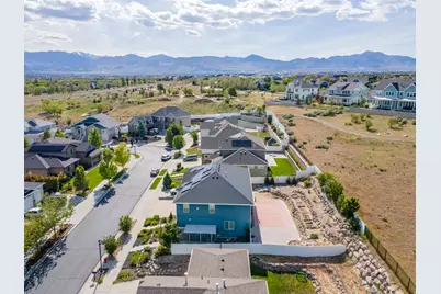 4130 W Shinnerock Dr, South Jordan, UT 84009 - Photo 32