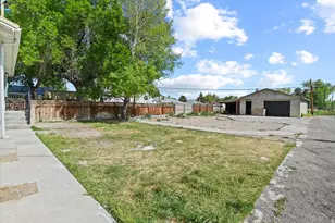 126 E 400 N, Price, UT 84501 - Photo 20