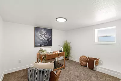 126 E 400 N, Price, UT 84501 - Photo 16